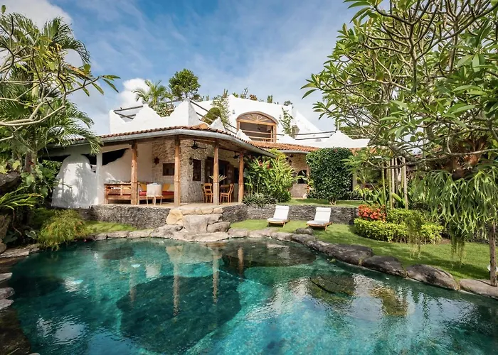 Casa Mila - 4 Bedroom Luxury Family Villa 5 Min From Canggu Beach - Bali
