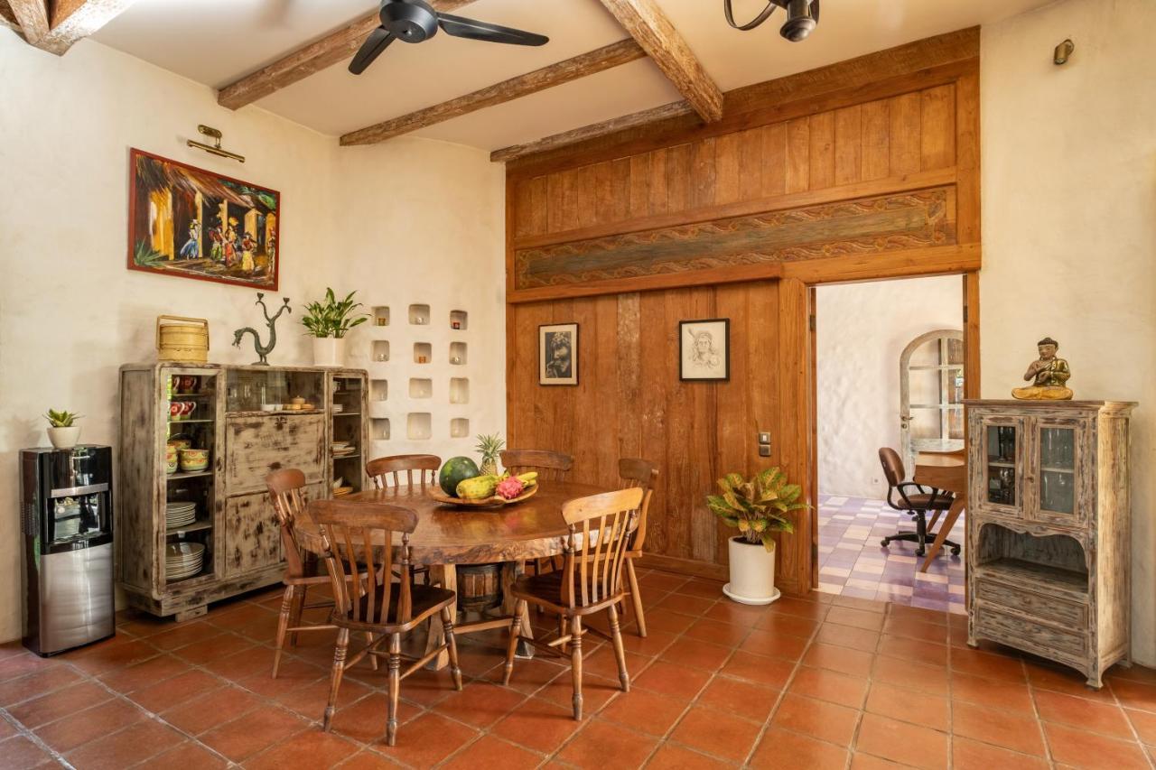 Casa Mila - 4 Bedroom Luxury Family 5 Min From Villa