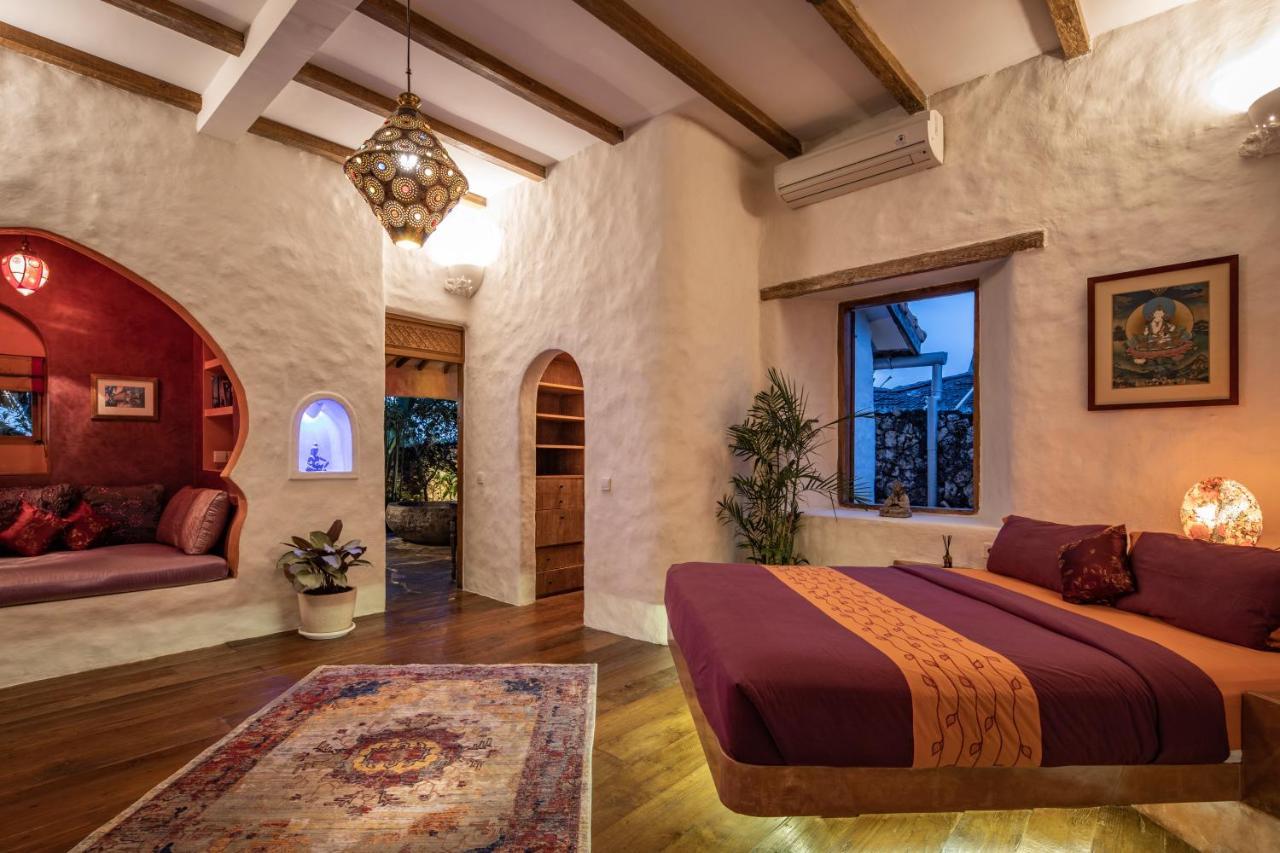 Casa Mila - 4 Bedroom Luxury Family 5 Min From * Canggu (Bali)